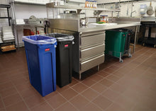 Load image into Gallery viewer, VENTED SLIM JIM 16G BLA
