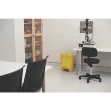 Load image into Gallery viewer, SLIM JIM 30L/8G FS RESIN STEP ON YELLOW
